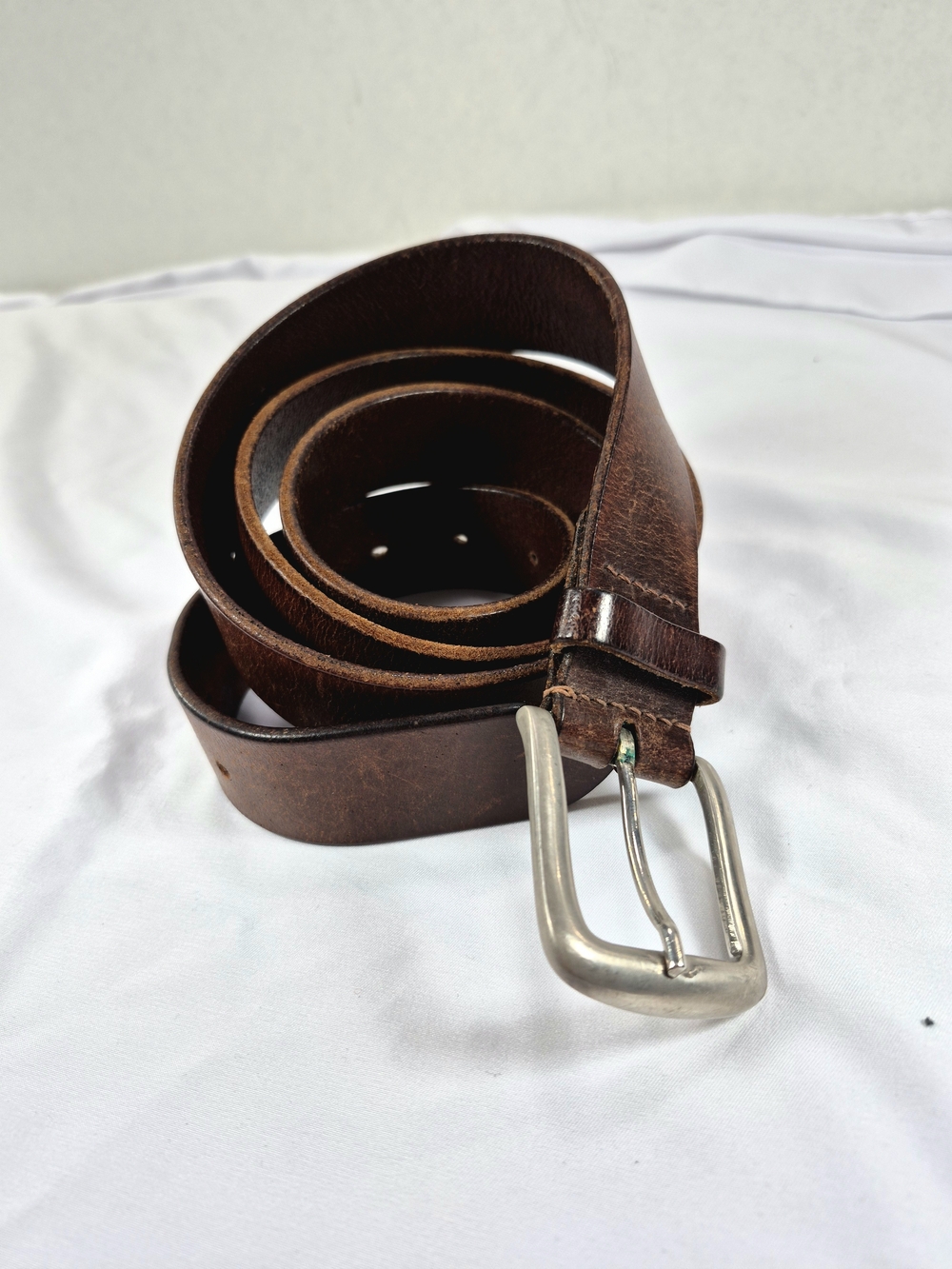 Full Grain Harness Oil Tanned Leather Belt Rugged Brown Size 42/44 Rustic Rugged